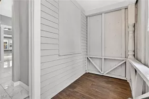 2202 E 100th St, Loveland, OH 44106 - Photo 17