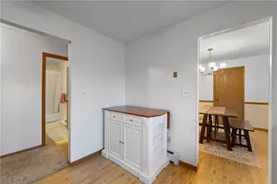 7357 Eisenhower Dr, Boardman, OH 44512 - Photo 9