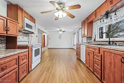 6290 15th Street NE, East Canton, OH 44730 - Photo 7