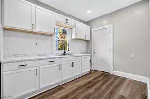 11209 Continental Ave, Loveland, OH 44104 - Photo 13