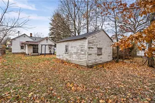 1067 Mercer Ave, Akron, OH 44320 - Photo 19