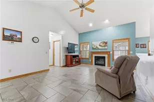 982 Lanedale St NW, Massillon, OH 44647 - Photo 3