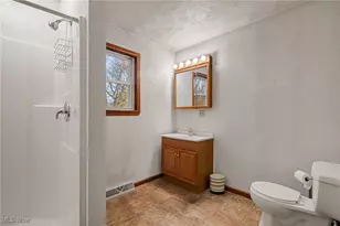 1623 Allison St, East Liverpool, OH 43920 - Photo 9