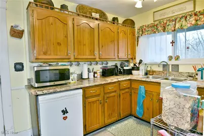 9210 Howland Springs Road SE, Howland, OH 44484 - Photo 21