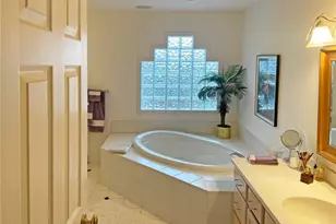 311 E 293rd St, Willowick, OH 44095 - Photo 15