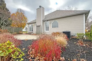 311 E 293rd St, Willowick, OH 44095 - Photo 3