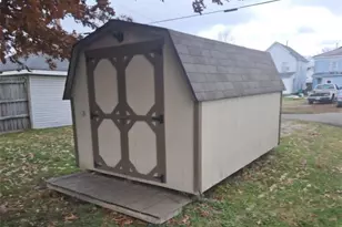 519 N Uhrich St, Uhrichsville, OH 44683 - Photo 13