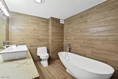12700 Lake Avenue #806, Oakwood, OH 44107 - Photo 31
