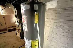 16901 Ridgeton Dr, Loveland, OH 44128 - Photo 7