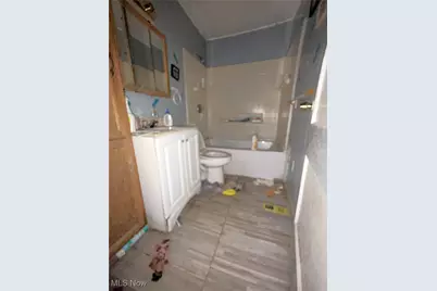 16901 Ridgeton Drive, Loveland, OH 44128 - Photo 23