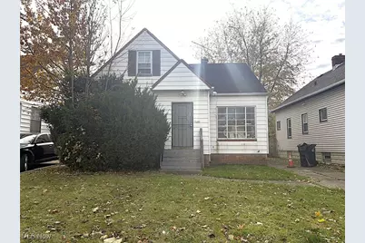 14914 Kingsford Avenue, Loveland, OH 44128 - Photo 1