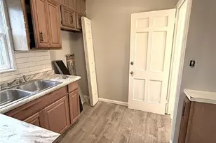 14914 Kingsford Ave, Loveland, OH 44128 - Photo 9