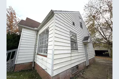 14914 Kingsford Avenue, Loveland, OH 44128 - Photo 29