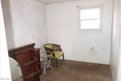 6090 Manchester Road, New Franklin, OH 44319 - Photo 9