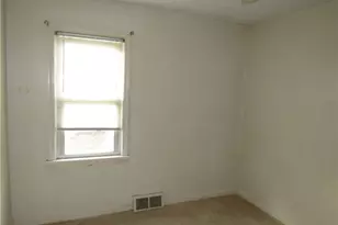 4550 Effie Rd, Loveland, OH 44105 - Photo 9