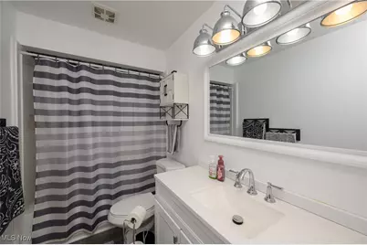 5355 Fulton Drive NW, Canton, OH 44718 - Photo 15