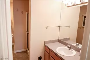 2025 Foxglove Ln, Grandview Heights, OH 44147 - Photo 15