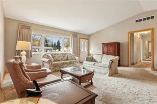 7143 Dogwood Ln, Mentor, OH 44060 - Photo 5