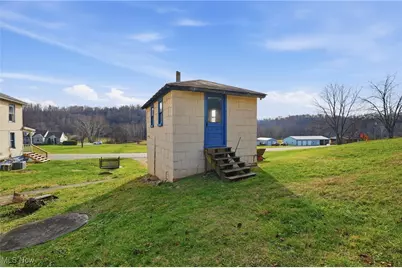 8045 Veto Road, Belpre, OH 45714 - Photo 13