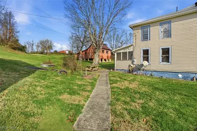 8045 Veto Road, Belpre, OH 45714 - Photo 3