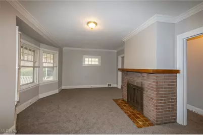 3396 Tullamore Road, Loveland, OH 44118 - Photo 5