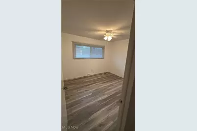 1161 Magdalyn Drive, Akron, OH 44320 - Photo 11