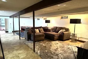 1161 Magdalyn Dr, Akron, OH 44320 - Photo 17