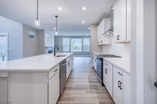 2803 Weeping Pne Dr, Medina, OH 44256 - Photo 13