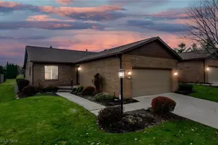 2186 Prestwick Dr, Uniontown, OH 44685 - Photo 1