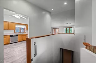 2186 Prestwick Dr, Uniontown, OH 44685 - Photo 37