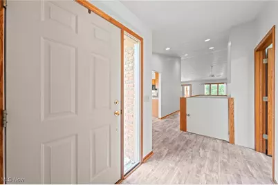 2186 Prestwick Drive, Uniontown, OH 44685 - Photo 5