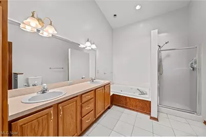 2186 Prestwick Drive, Uniontown, OH 44685 - Photo 33