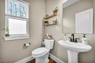 24032 Edward Ln, Columbia Station, OH 44028 - Photo 27