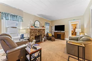 145 Parkgate Ave, Austintown, OH 44515 - Photo 3