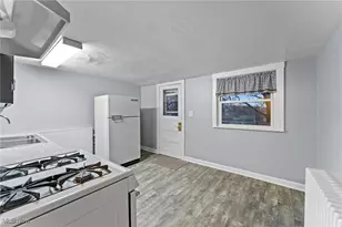 145 Parkgate Ave, Austintown, OH 44515 - Photo 25