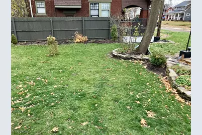 1006 Ridge Road NW, Canton, OH 44703 - Photo 3