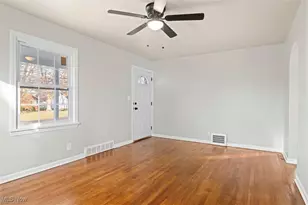 31 Rockdale Ave, Boardman, OH 44512 - Photo 3