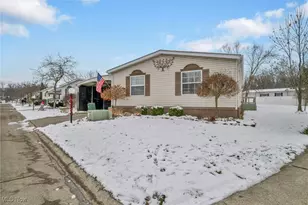 27202 Cook Rd, Olmsted Twp, OH 44138 - Photo 5