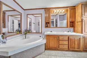 27202 Cook Rd, Olmsted Twp, OH 44138 - Photo 23