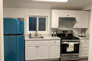 34010 Victor Dr, Eastlake, OH 44095 - Photo 15