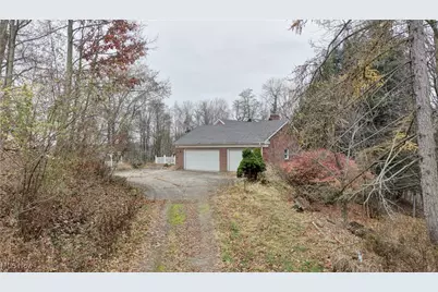 4165 Surrey Drive, Minerva, OH 44657 - Photo 5