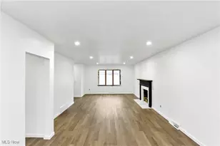 334 16th St, Elyria, OH 44035 - Photo 19