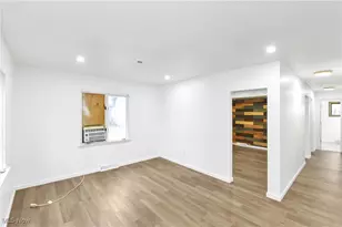 334 16th St, Elyria, OH 44035 - Photo 17