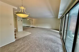 935 Canyon View Rd, Sagamore Hills, OH 44067 - Photo 17