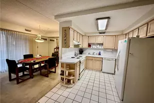 935 Canyon View Rd, Sagamore Hills, OH 44067 - Photo 17