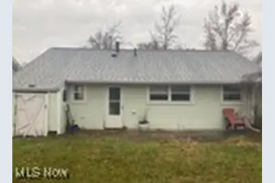 4260 Brockley Avenue, Sheffield Lake, OH 44054 - Photo 5