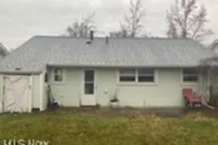 4260 Brockley Ave, Sheffield Lake, OH 44054 - Photo 5