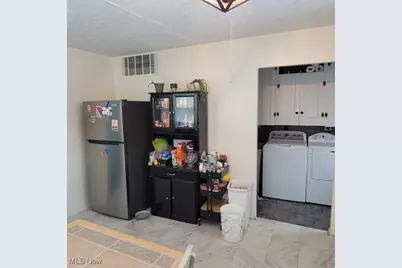 4260 Brockley Avenue, Sheffield Lake, OH 44054 - Photo 15