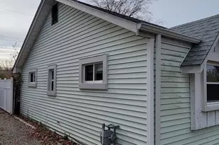 4260 Brockley Ave, Sheffield Lake, OH 44054 - Photo 3