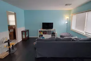 4260 Brockley Ave, Sheffield Lake, OH 44054 - Photo 11